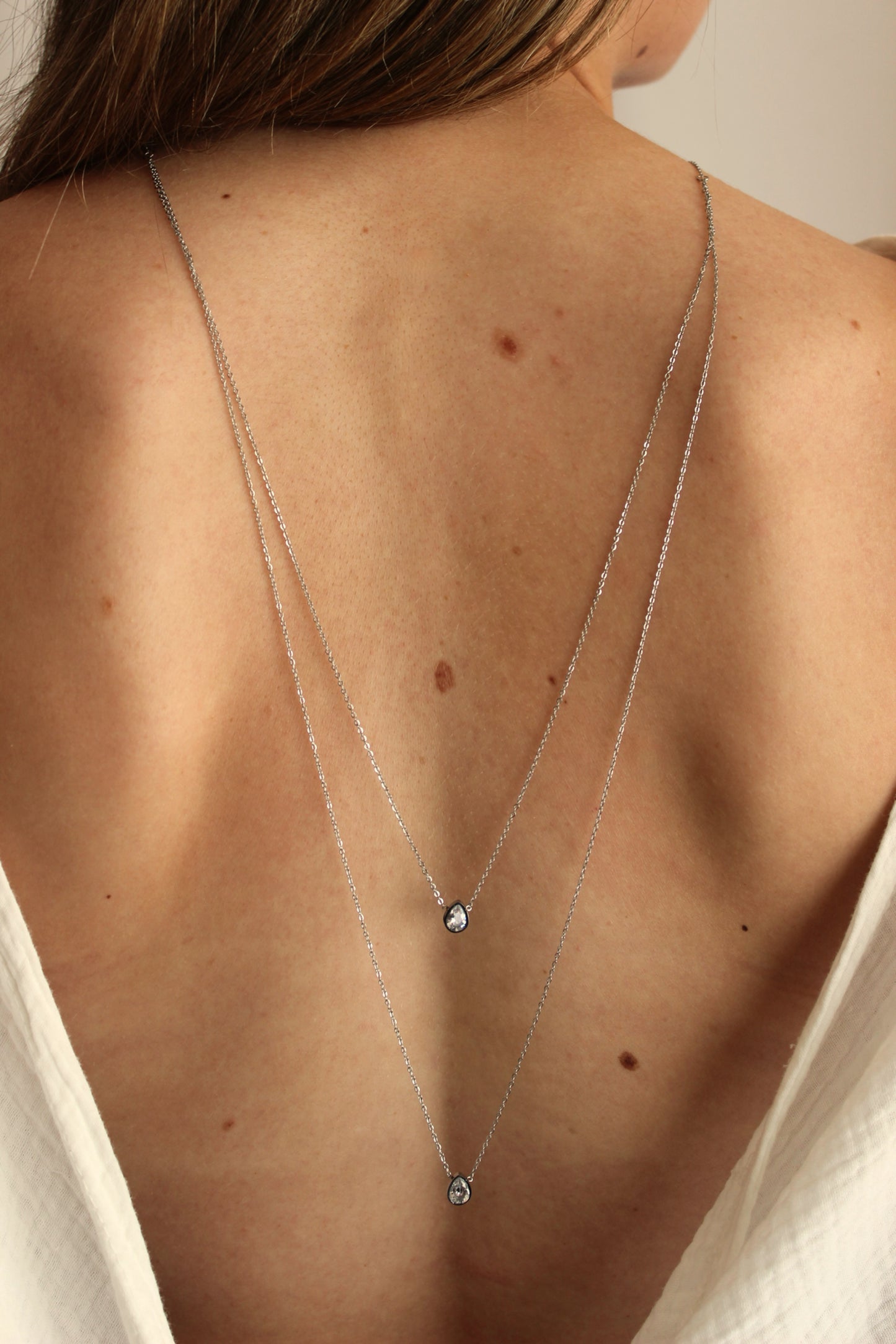 Collier de dos Thémis