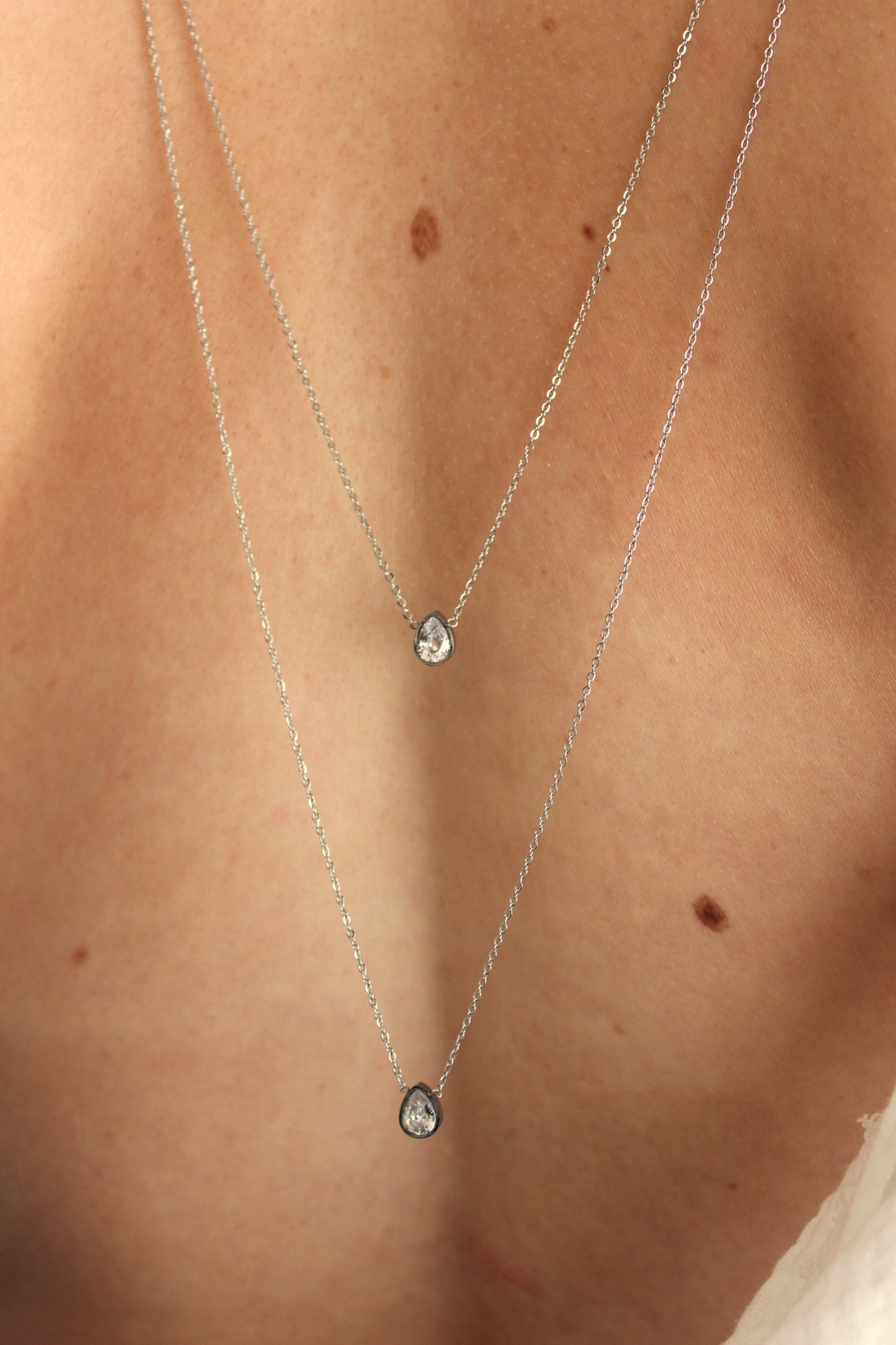 Collier de dos Thémis