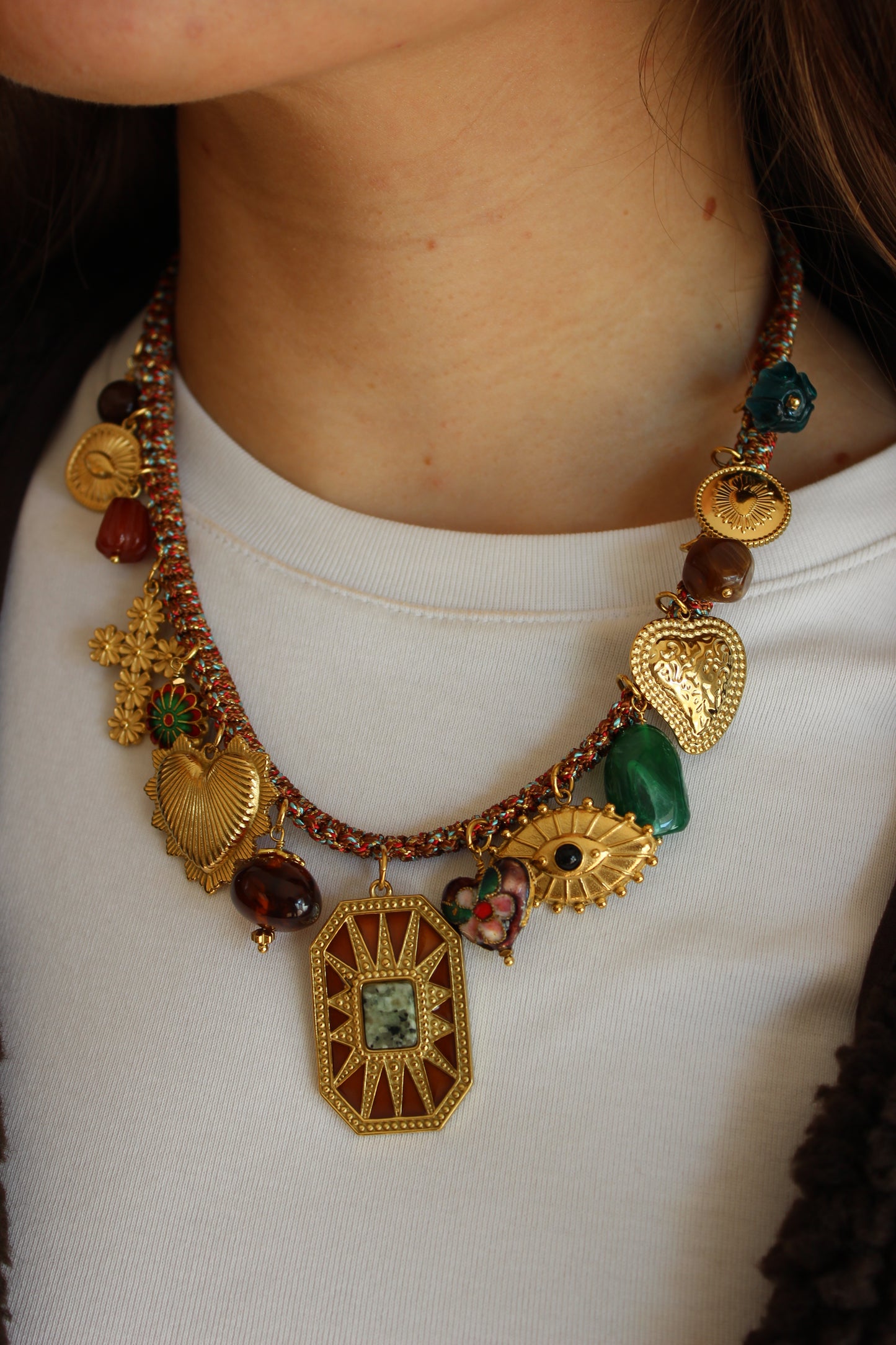 Collier Lyanna