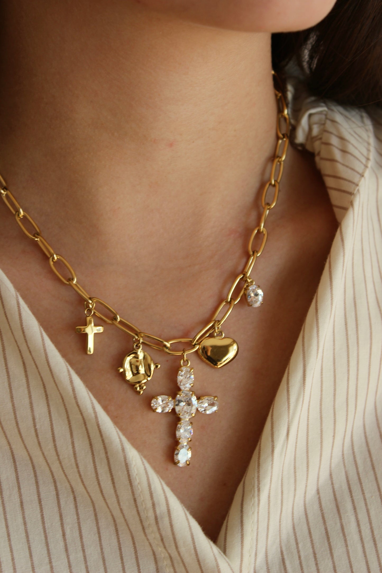 Collier Nera