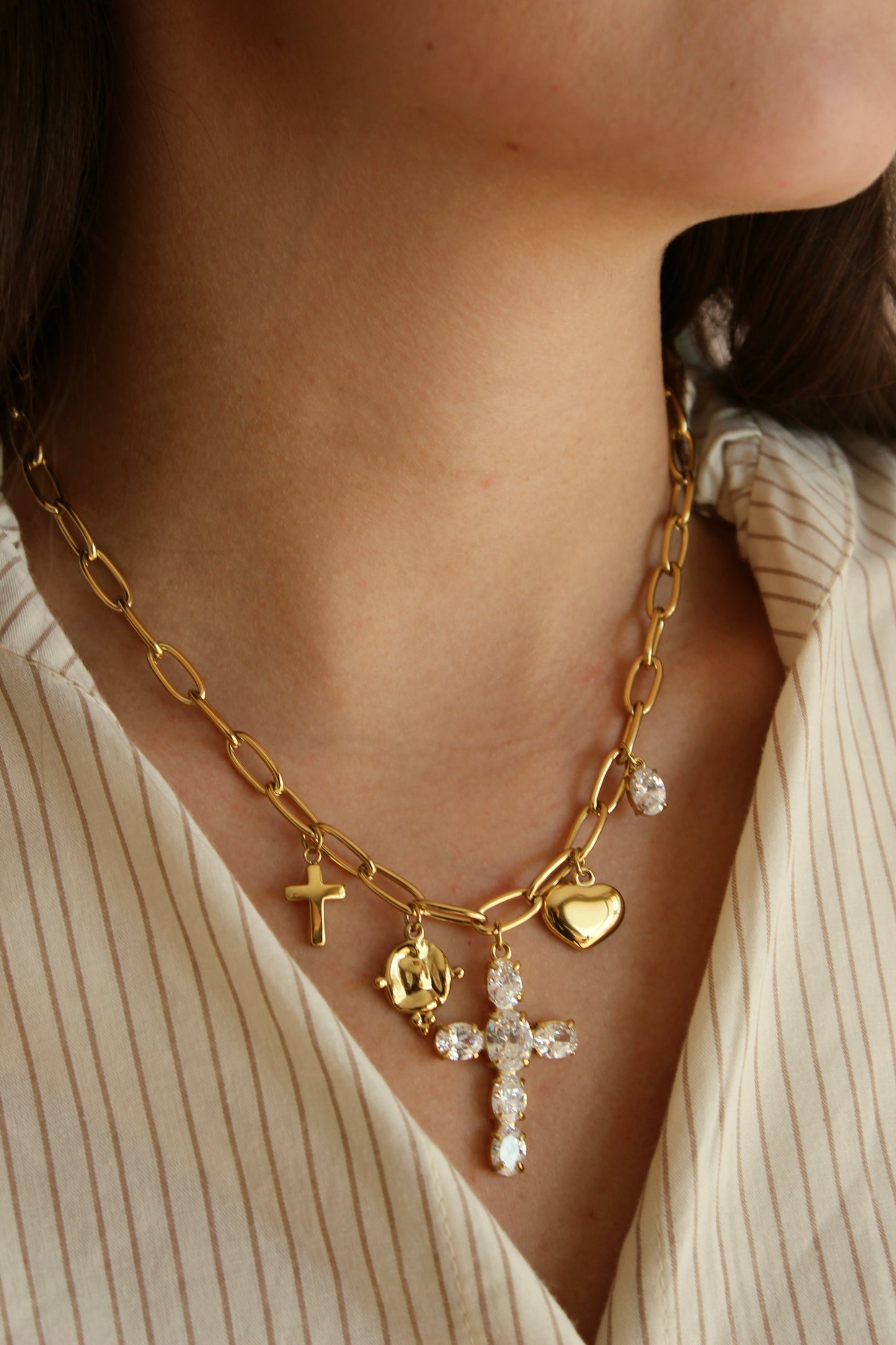 Collier Nera