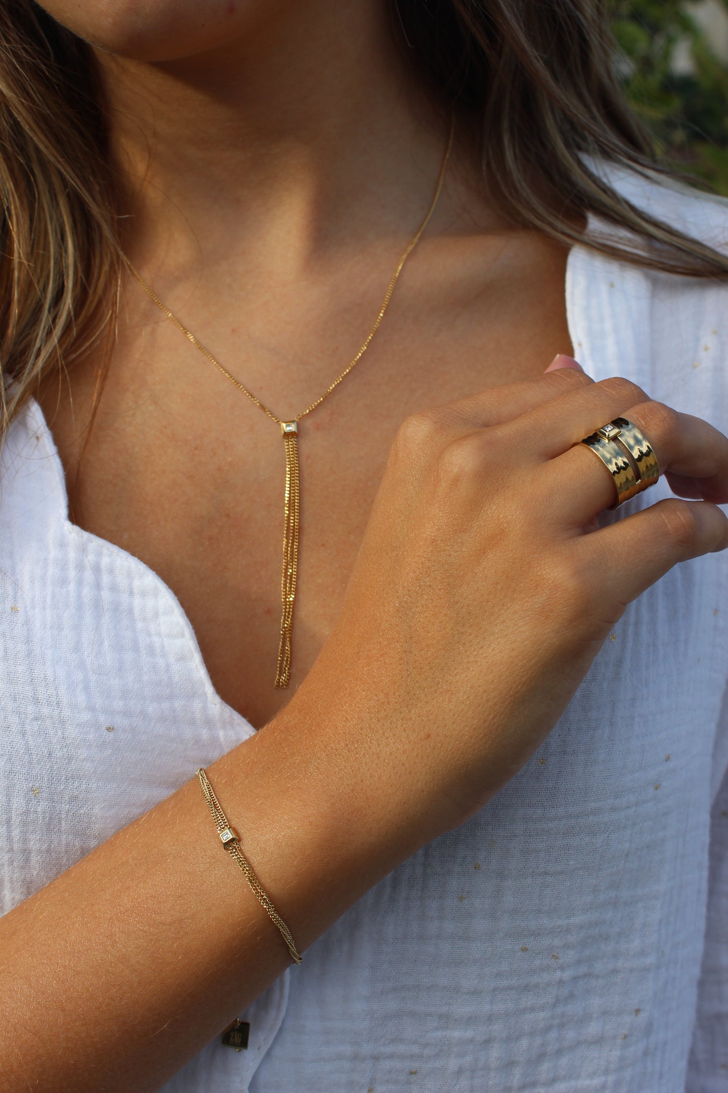 Collier Cherry