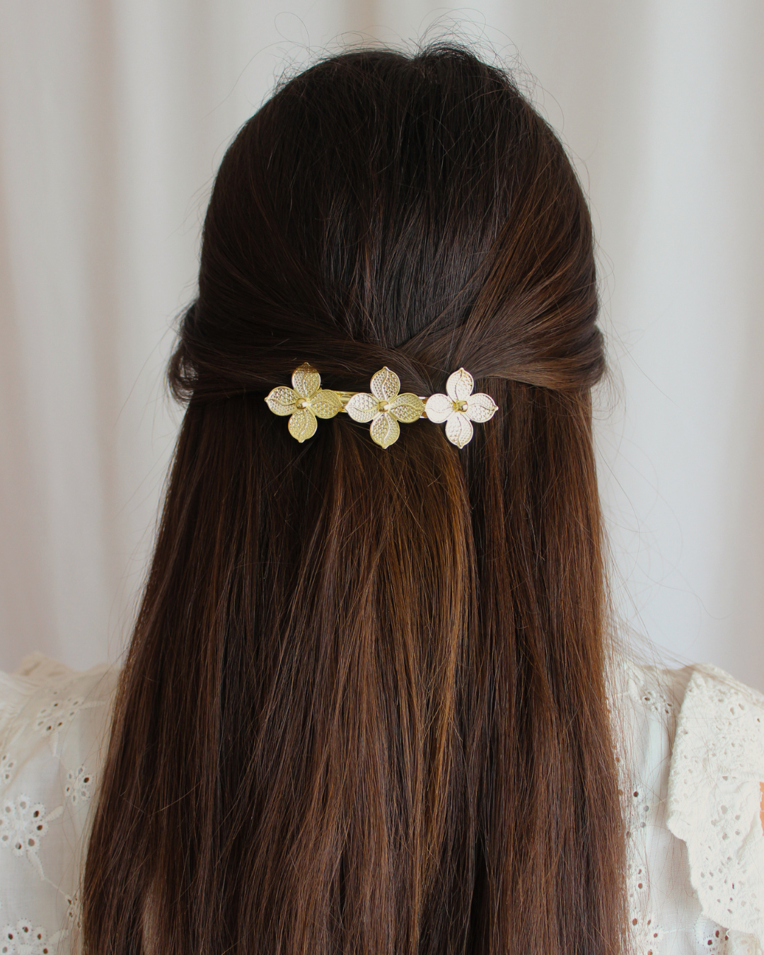 Barrette Ona