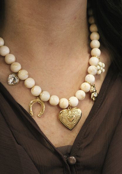 Collier Asma