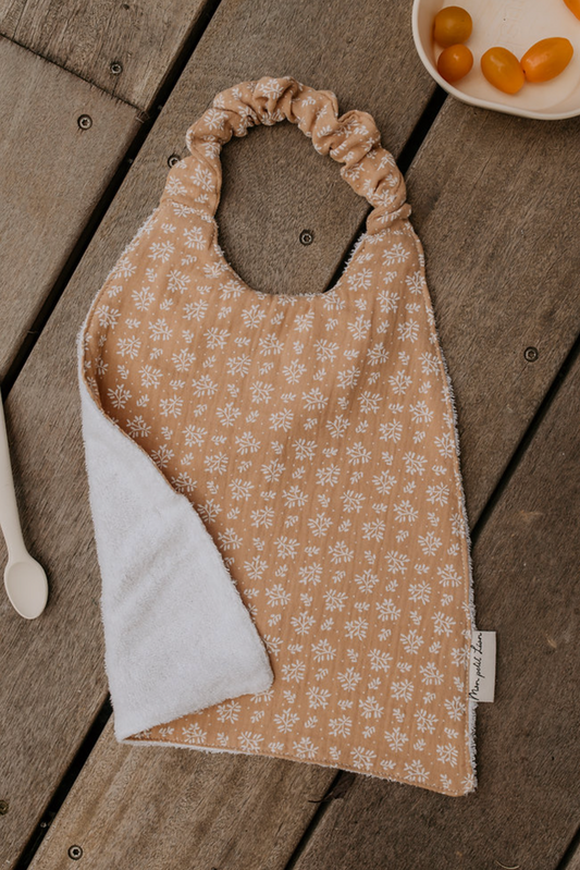 Grand bavoir motif branchage