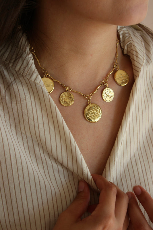 Collier Kara