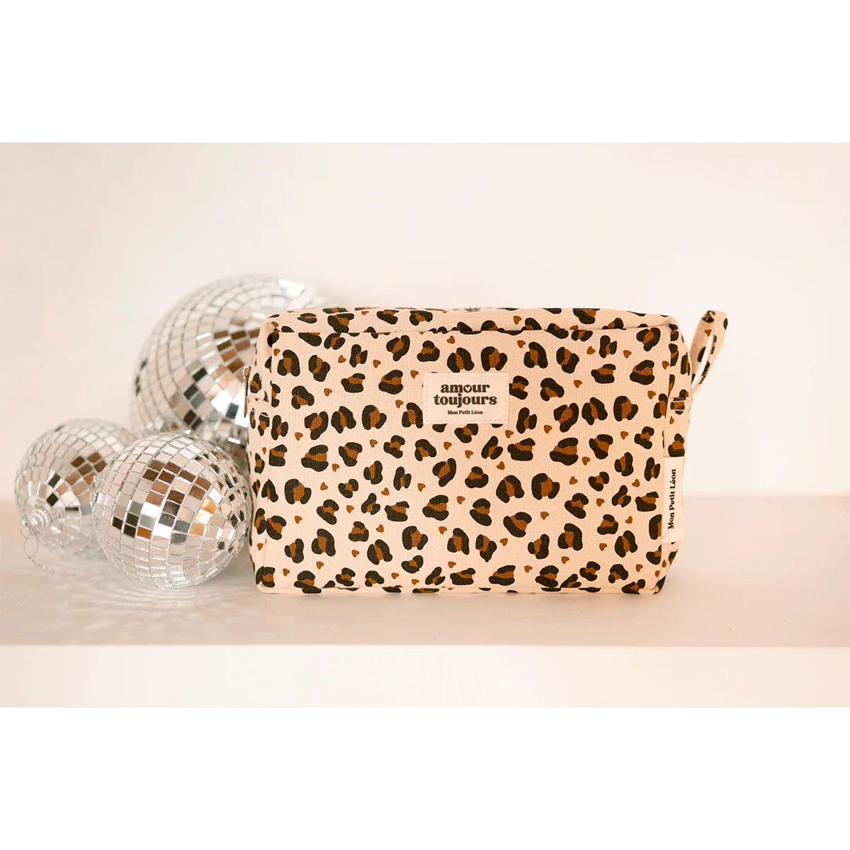 Trousse de toilette léopard coeur "Amour toujours"