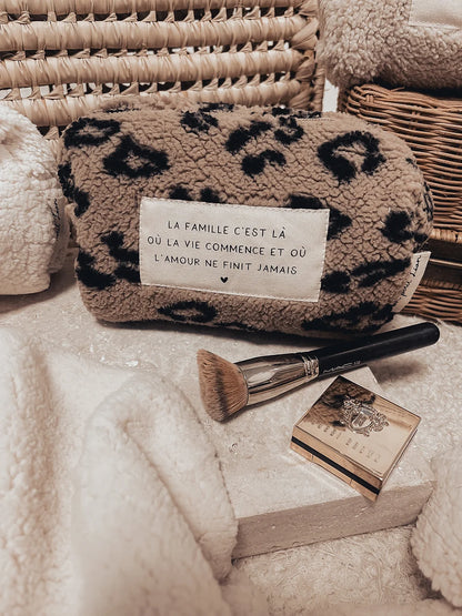 Trousse de toilette moumoute "La Famille"